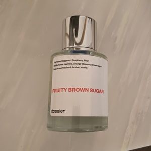 Dossier Perfume